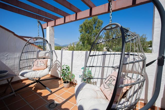 3 makuuhuone Kattohuoneisto myytävänä paikassa Nueva Andalucia, Marbella mukana 
autotalli - 695 000 € (Ref: 9374208)