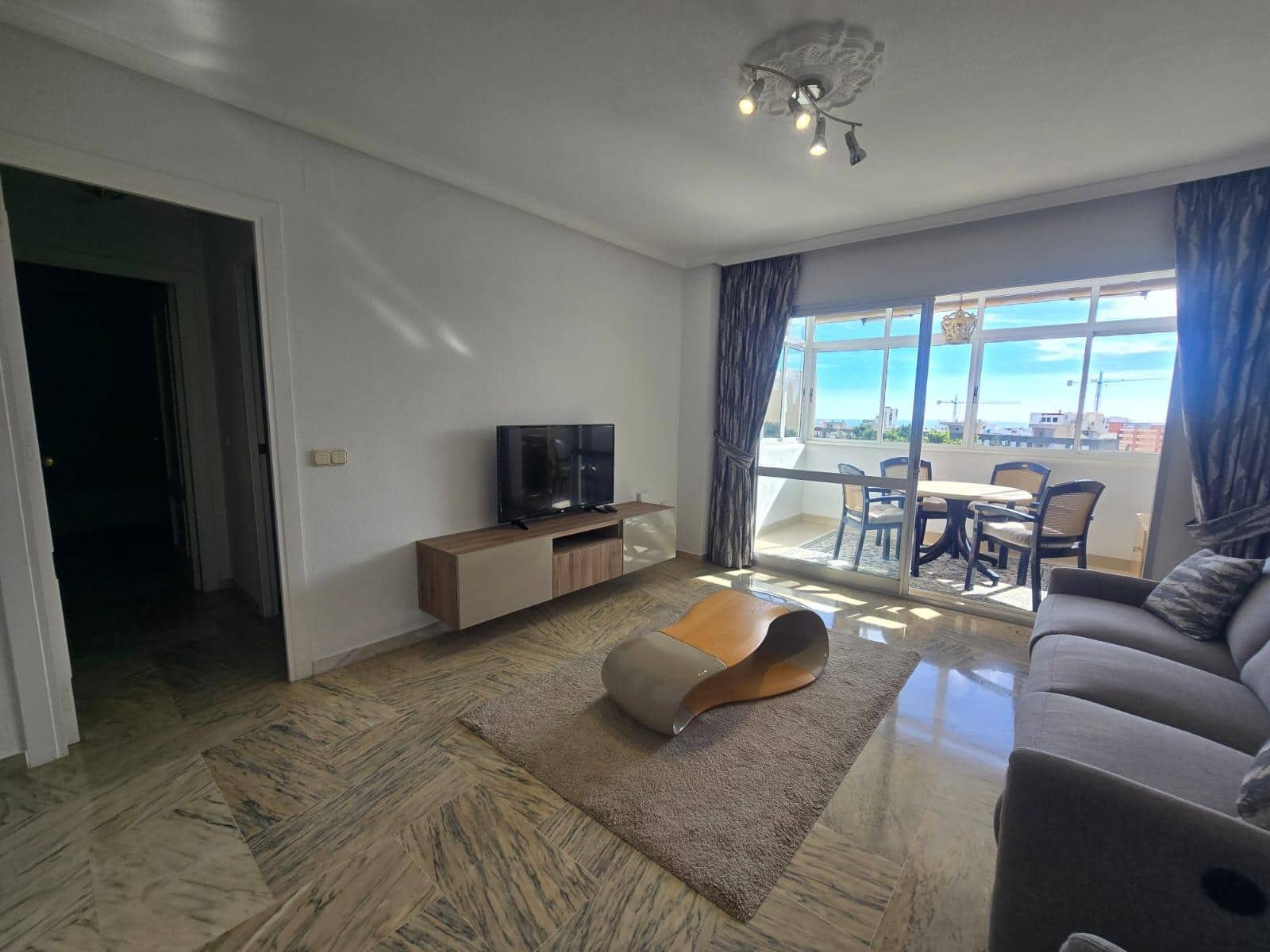 2 bedroom Apartment for sale in Benalmadena with pool - € 350,000 (Ref: 9375394)