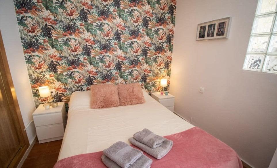 Studio te koop in Torrequebrada met zwembad - € 239.000 (Ref: 9414181)