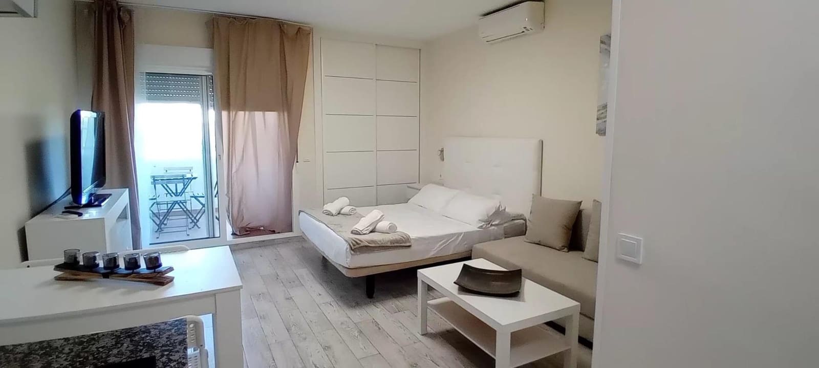 Studio til salg i Benalmadena med swimmingpool - € 250.000 (Ref: 9419857)