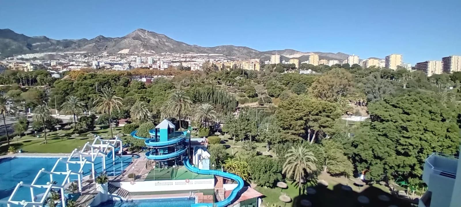 Studio til salg i Benalmadena med swimmingpool - € 250.000 (Ref: 9419857)