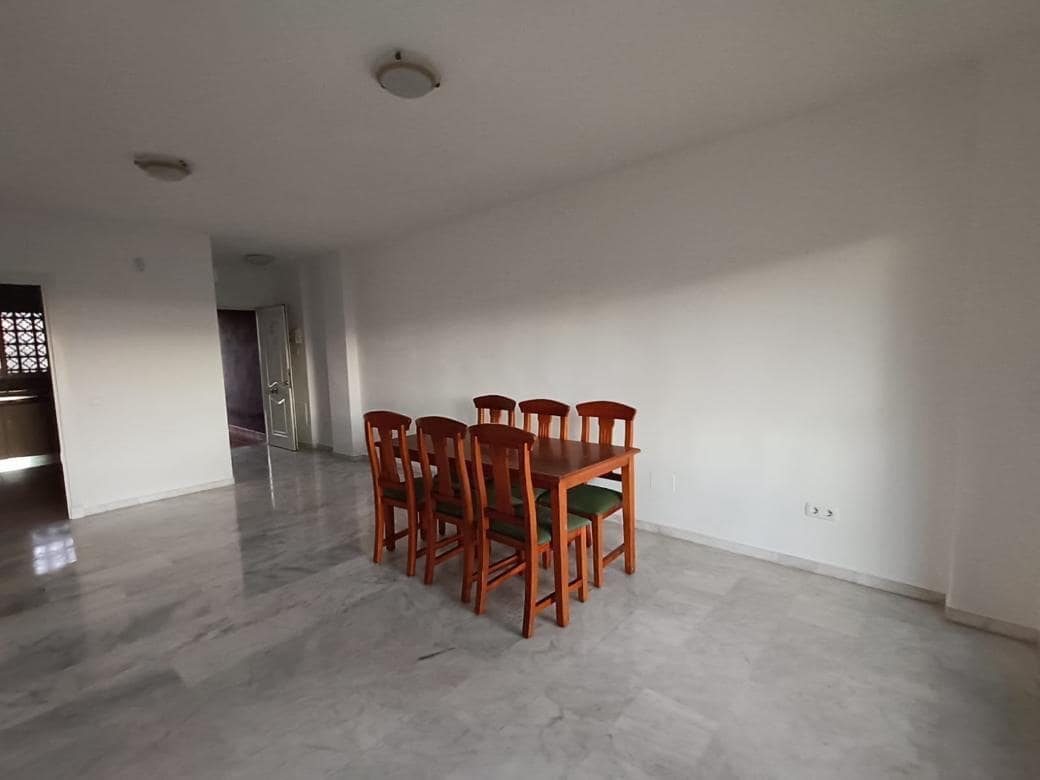 2 bedroom Flat for sale in La Reserva with pool garage - € 310,000 (Ref: 9419858)