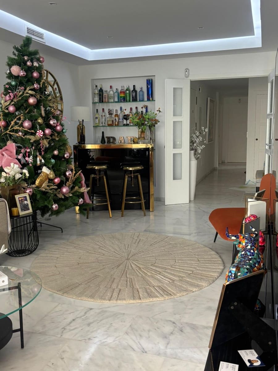 3 makuuhuone Huoneisto myytävänä paikassa Torrequebrada mukana uima-altaan 
autotalli - 560 000 € (Ref: 9449379)