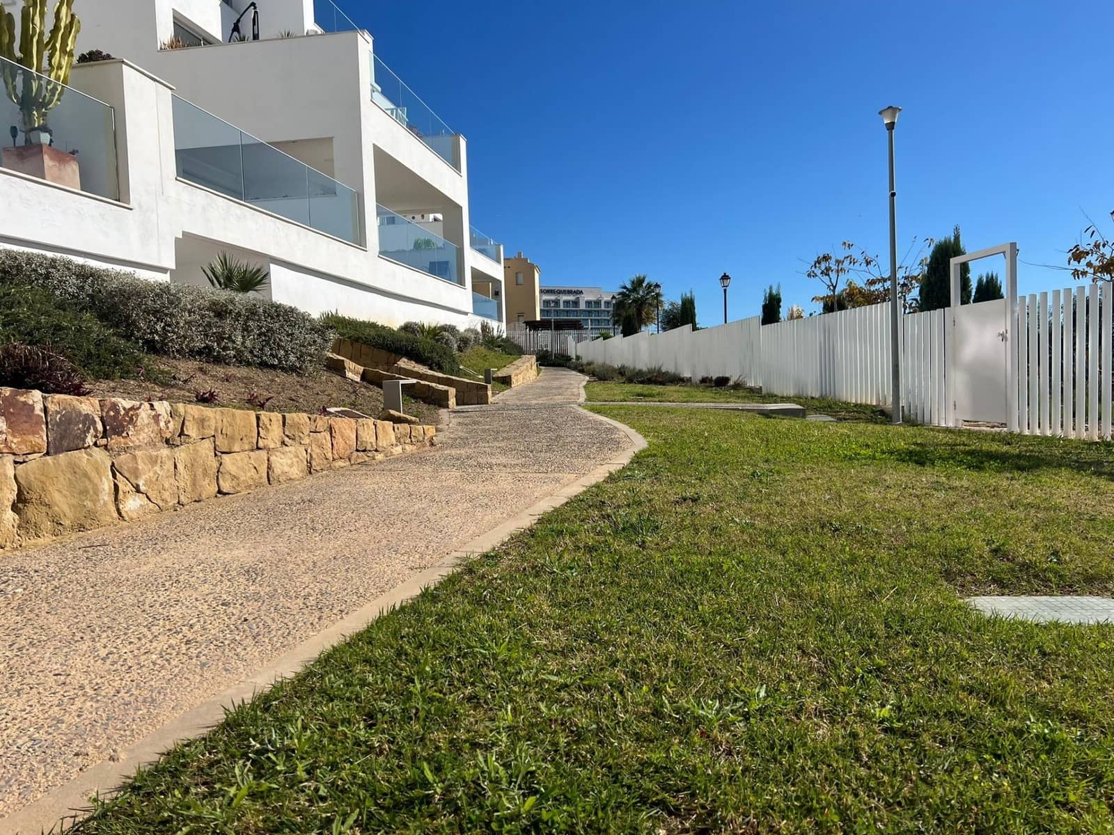 3 makuuhuone Huoneisto myytävänä paikassa Torrequebrada mukana uima-altaan 
autotalli - 560 000 € (Ref: 9449379)