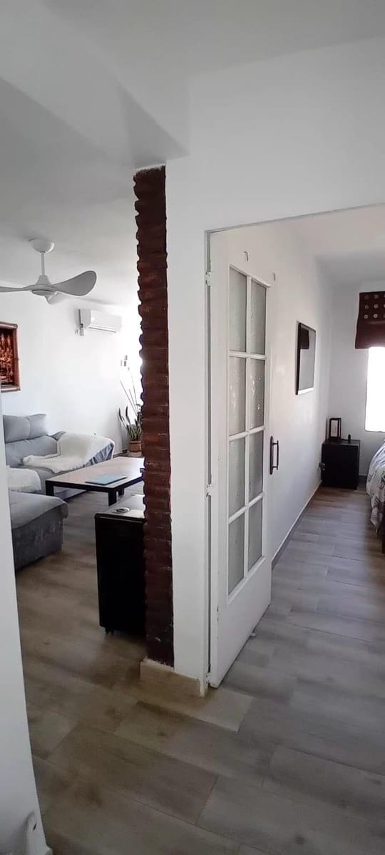 Apartamento de 2 habitaciones en Benalmadena Costa en venta - 191.000 € (Ref: 9468526)