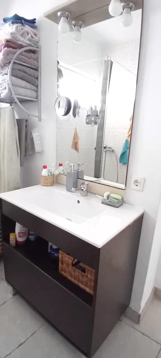 Apartamento de 2 habitaciones en Benalmadena Costa en venta - 191.000 € (Ref: 9468526)