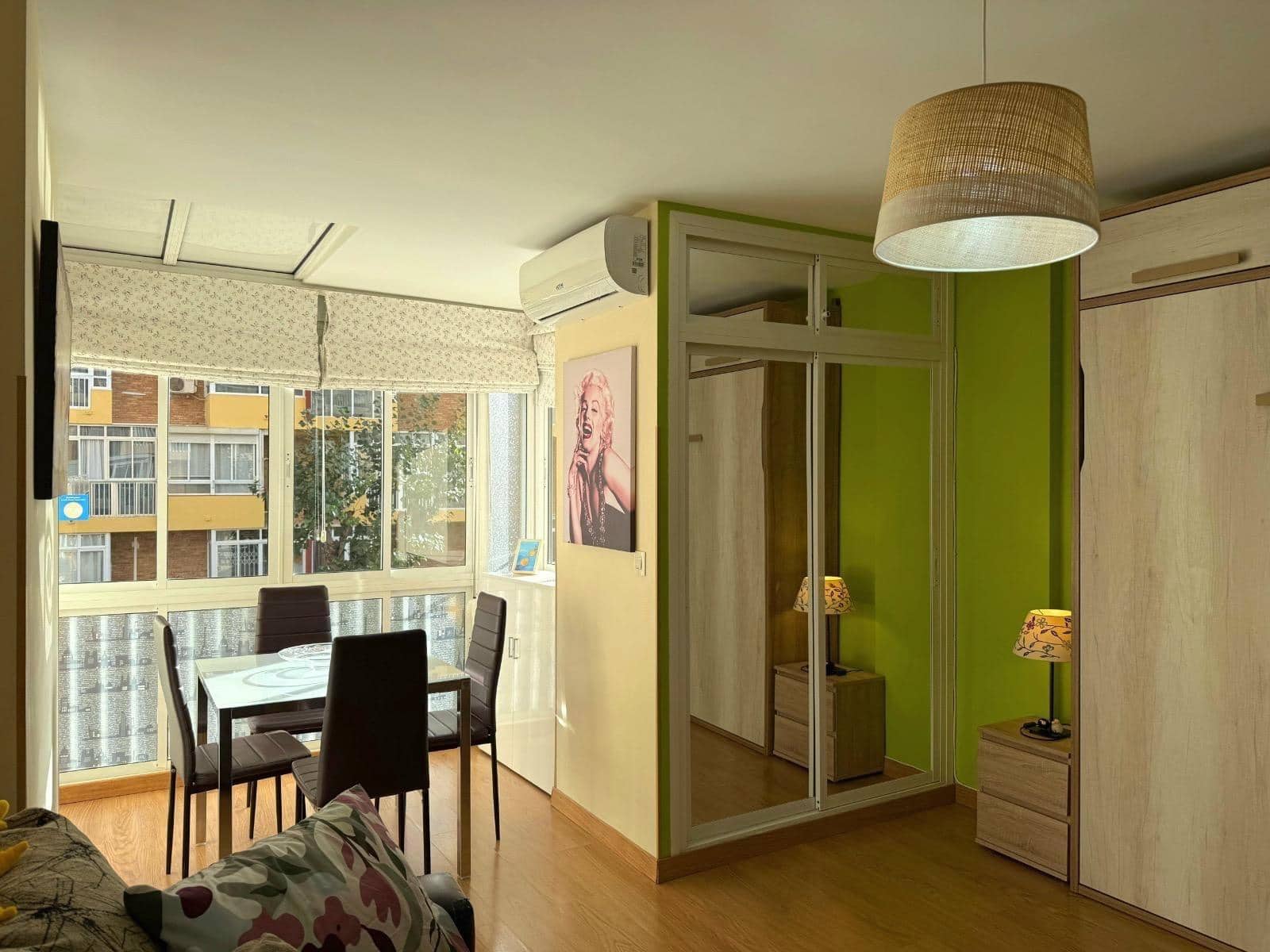 Yksiö myytävänä paikassa Benalmadena mukana uima-altaan - 162 000 € (Ref: 9470460)