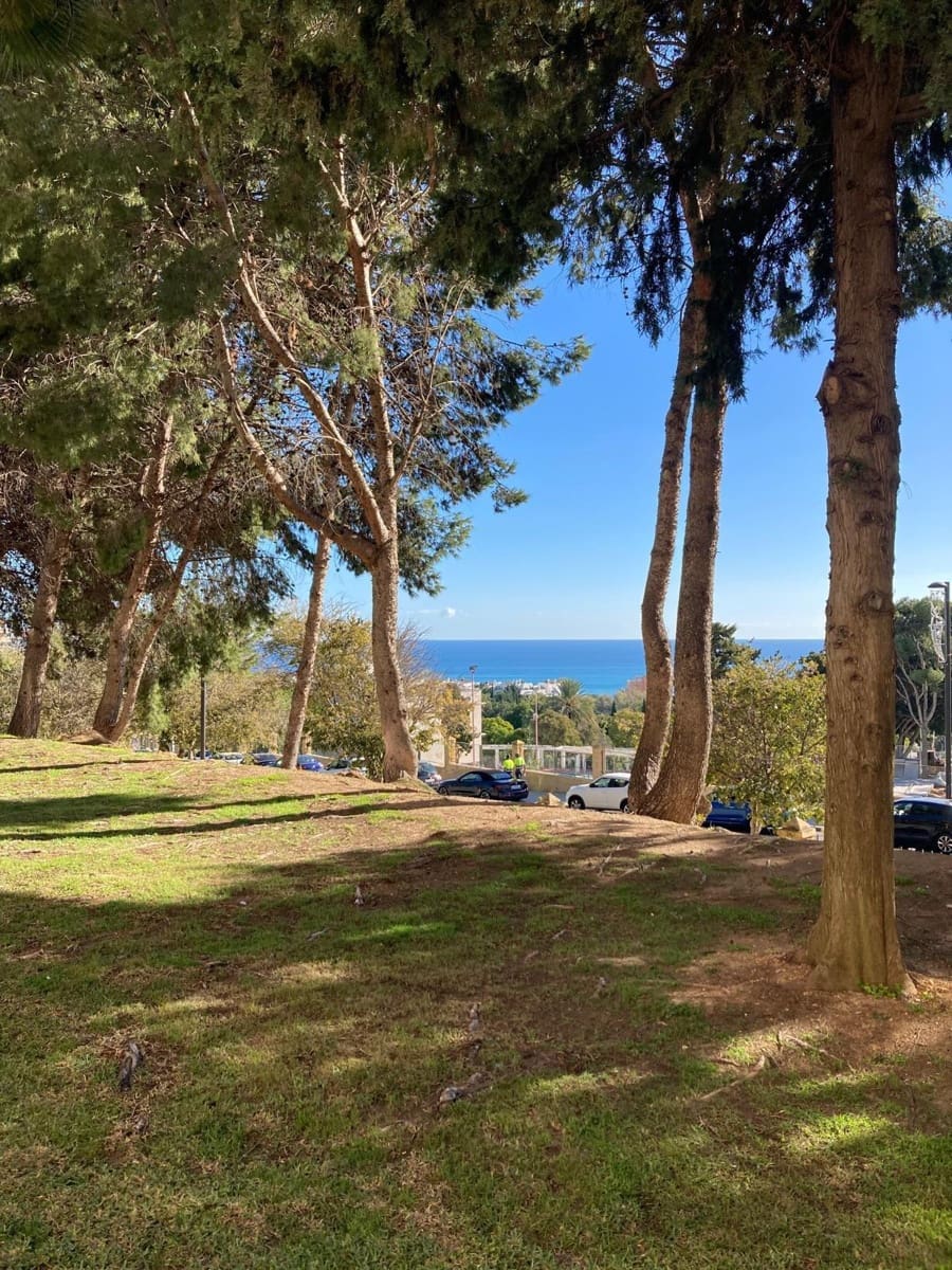 Yksiö myytävänä paikassa Benalmadena mukana uima-altaan - 162 000 € (Ref: 9470460)