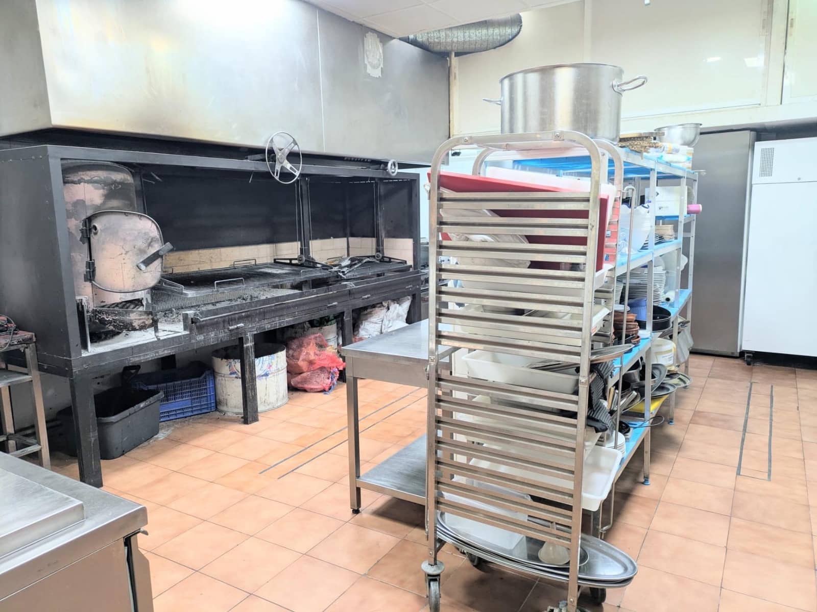 Local Comercial en Arroyo de la Miel en alquiler - 3.500 € (Ref: 9470948)