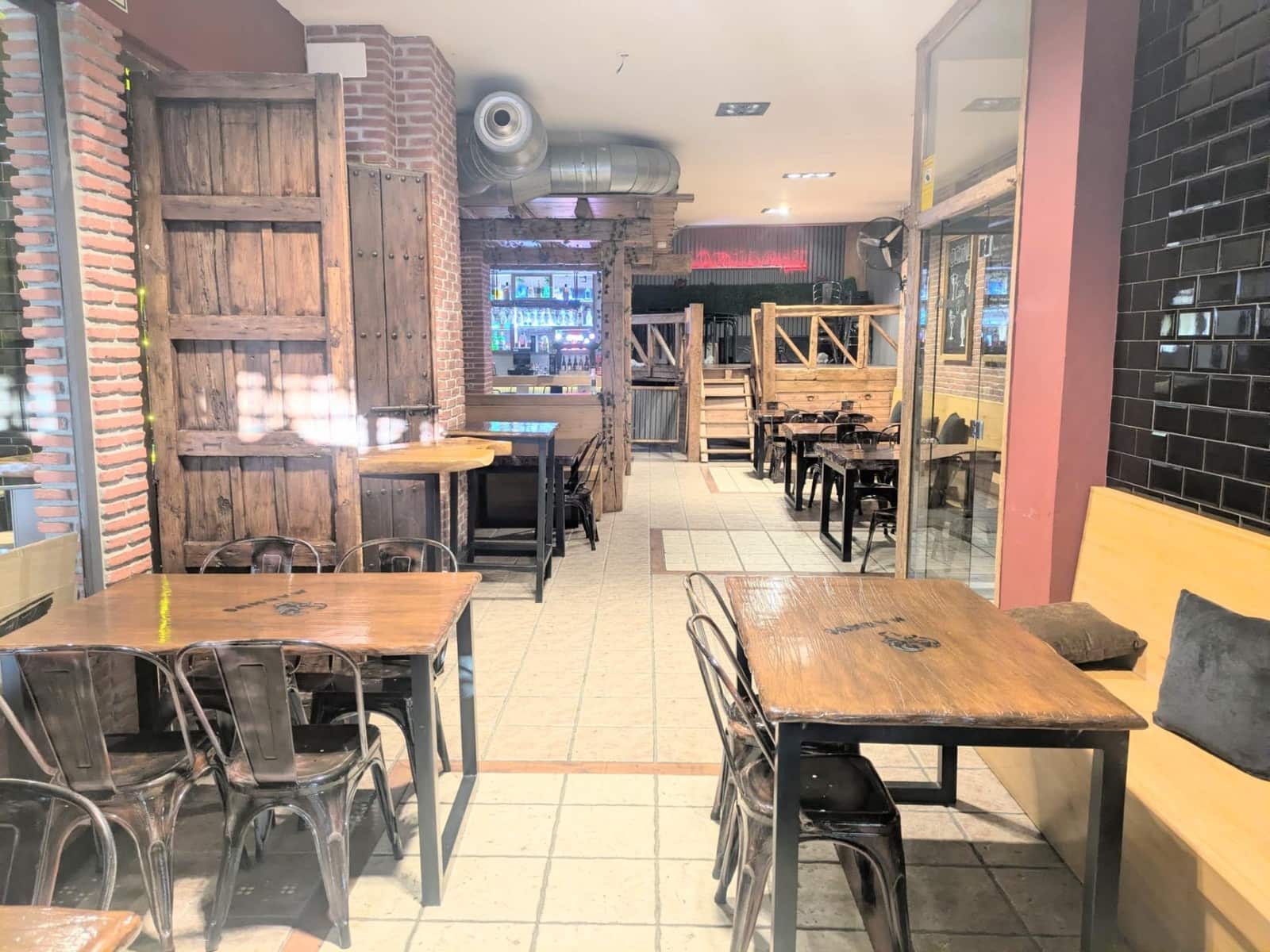 Local Comercial en Arroyo de la Miel en alquiler - 3.500 € (Ref: 9470948)