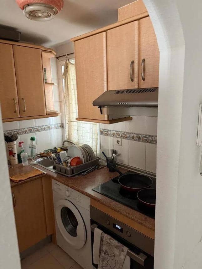 Piso de 2 habitaciones en Miraflores en venta con piscina - 220.000 € (Ref: 9476196)