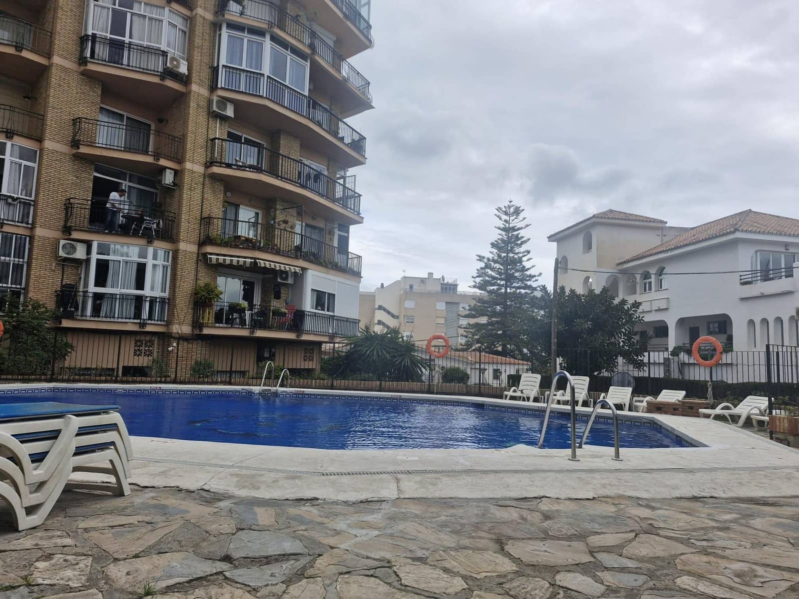 Studio for sale in Benalmadena Costa with pool - € 170,000 (Ref: 9481255)