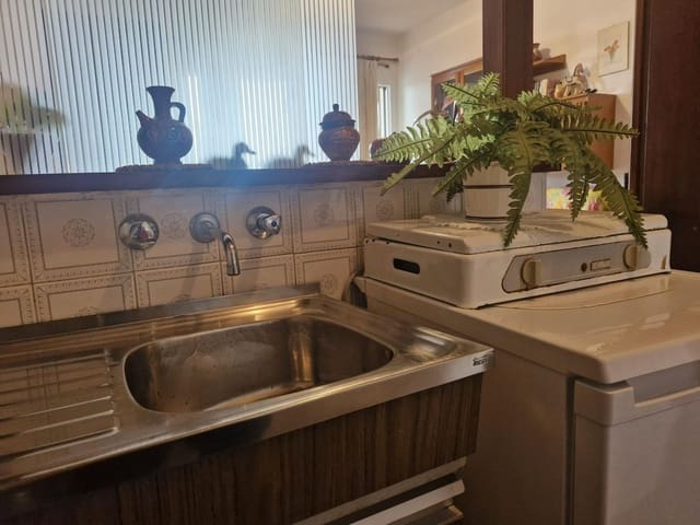 Studio te koop in Benalmadena Costa, Benalmádena met zwembad - € 170.000 (Ref: 9481255)