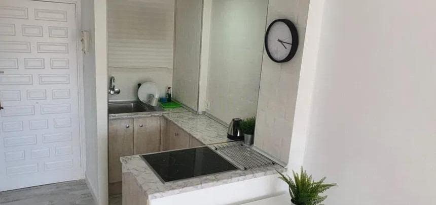 Studio till salu i Benalmadena med pool - 198 000 € (Ref: 9513474)