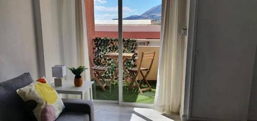 Studio till salu i Benalmadena med pool - 198 000 € (Ref: 9513474)