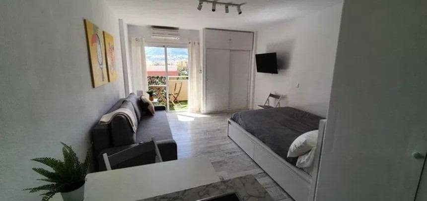 Studio till salu i Benalmadena med pool - 198 000 € (Ref: 9513474)