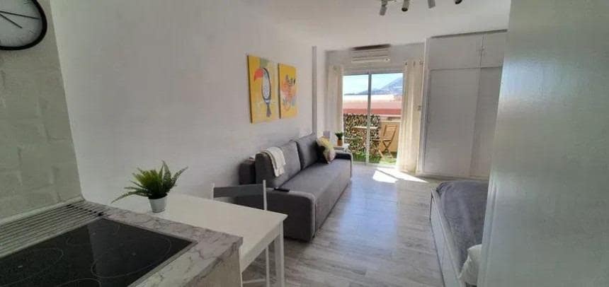 Studio till salu i Benalmadena med pool - 198 000 € (Ref: 9513474)