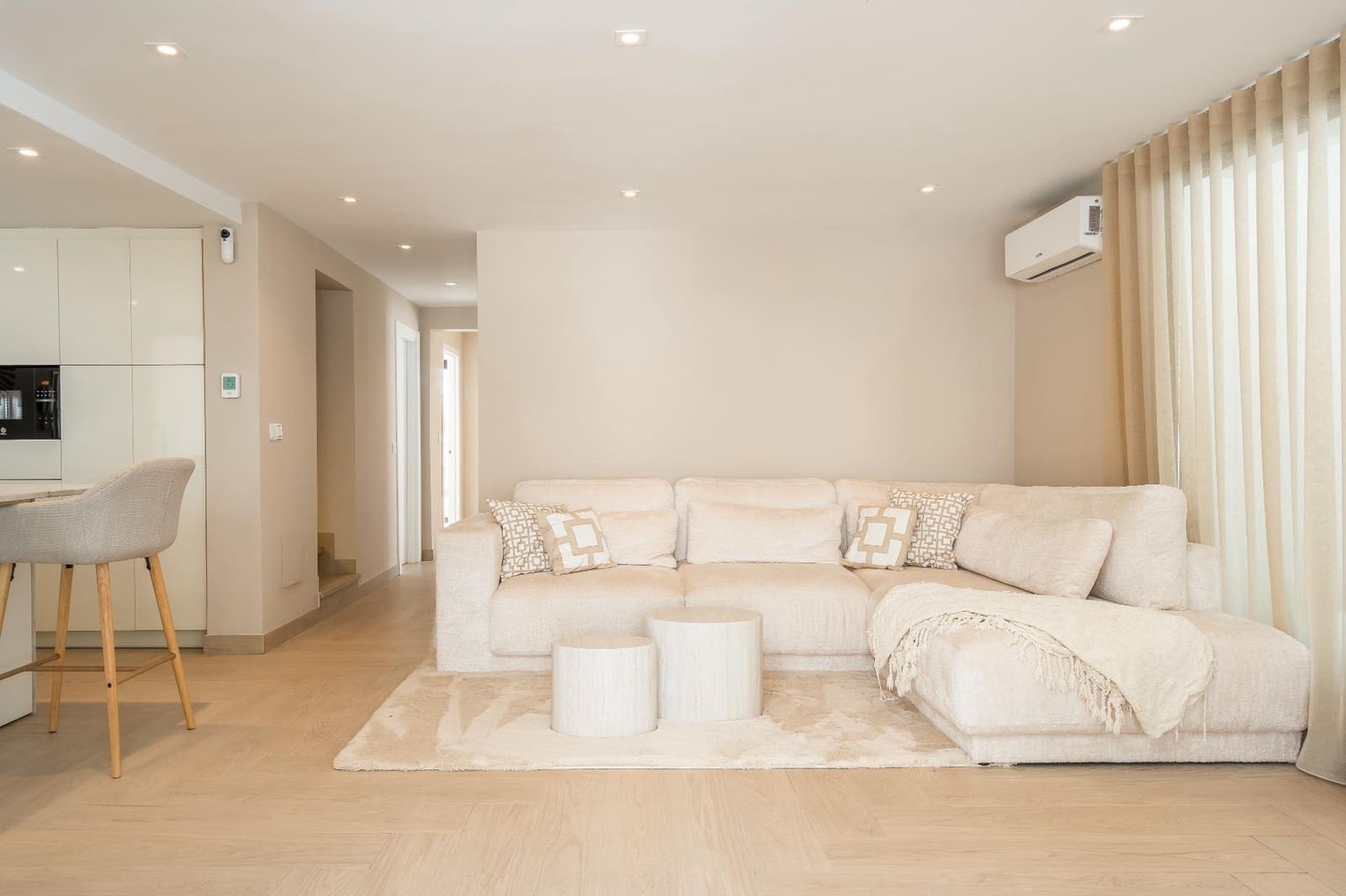 7 bedroom Villa for sale in Benalmadena Costa with pool garage - € 1,150,000 (Ref: 9527776)