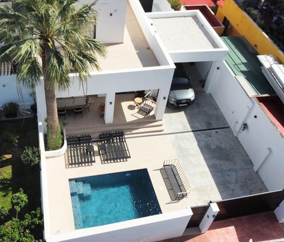 7 soverom Villa til salgs i Benalmadena Costa, Benalmádena med svømmebasseng garasje - € 1 150 000 (Ref: 9527776)