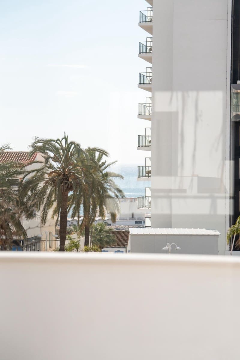 7 bedroom Villa for sale in Benalmadena Costa with pool garage - € 1,150,000 (Ref: 9527776)