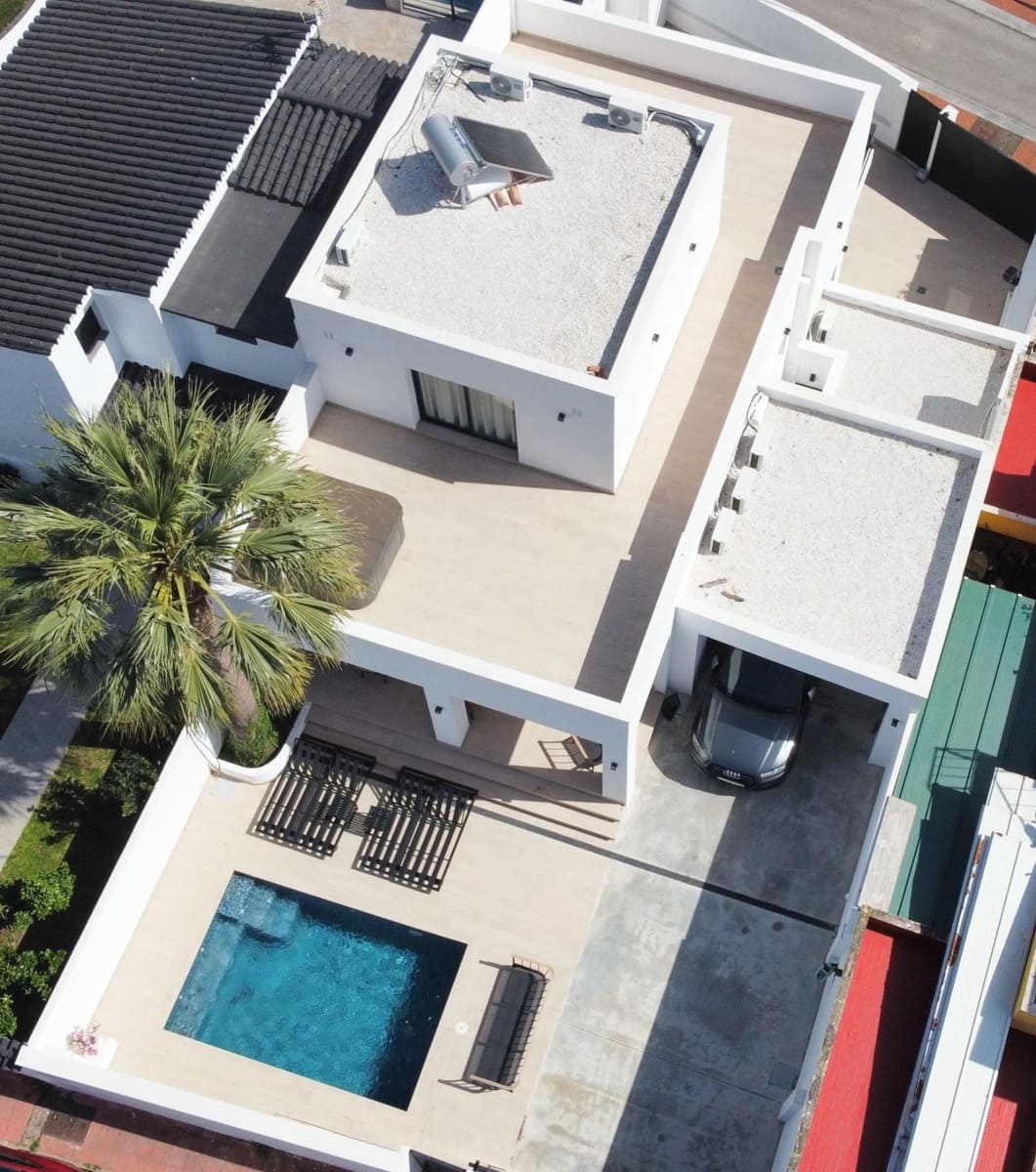 7 bedroom Villa for sale in Benalmadena Costa with pool garage - € 1,150,000 (Ref: 9527776)