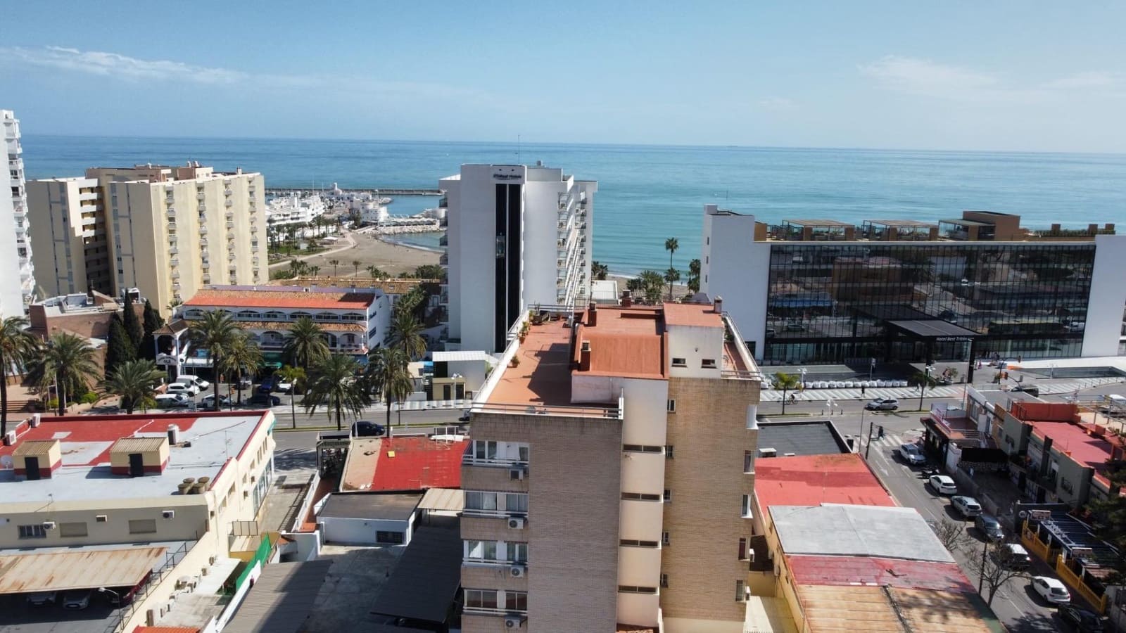 7 bedroom Villa for sale in Benalmadena Costa with pool garage - € 1,150,000 (Ref: 9527776)