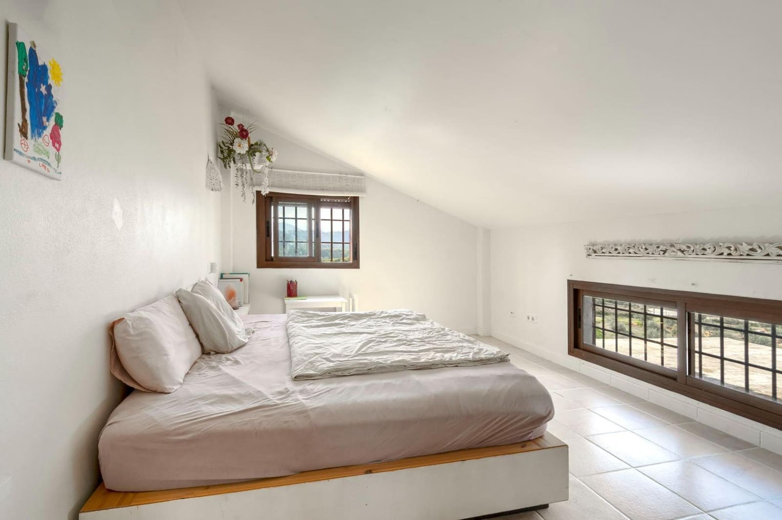 3 bedroom Villa for sale in Coin with garage - € 597,000 (Ref: 9530648)