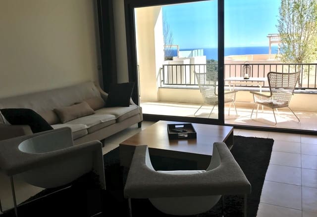 2 sypialnia Apartament do wynajęcia w Alto de los Monteros, Marbella z basenem garażem - 2 000 € (Ref: 9565321)