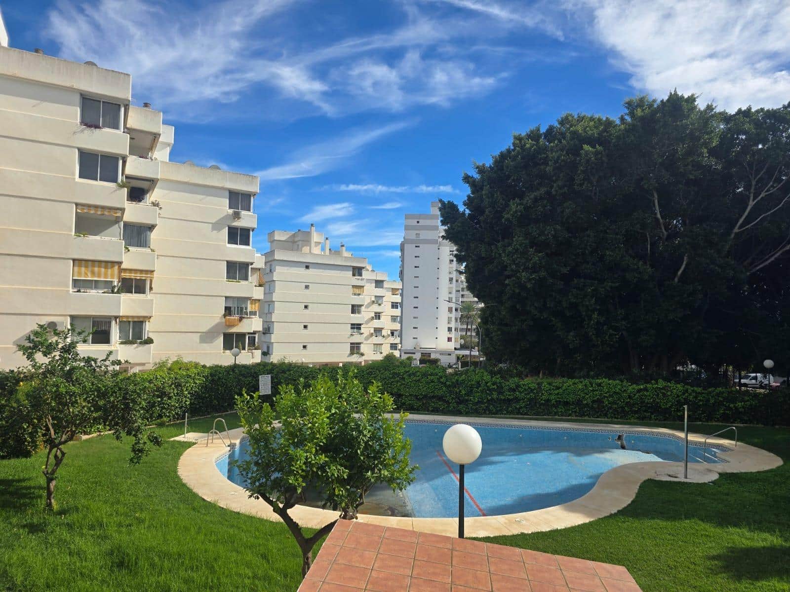 2 makuuhuone Huoneisto vuokrattavana paikassa Benalmadena mukana uima-altaan - 1 400 € (Ref: 9565322)