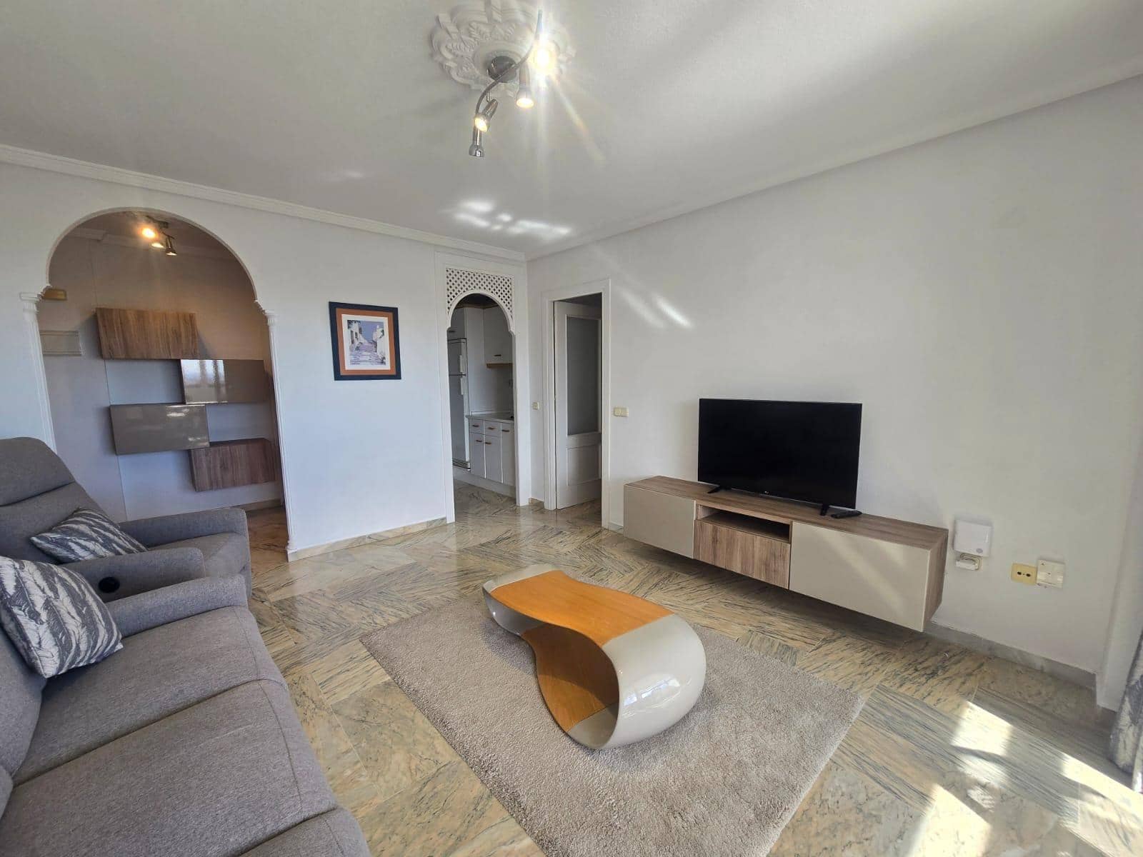 2 makuuhuone Huoneisto vuokrattavana paikassa Benalmadena mukana uima-altaan - 1 400 € (Ref: 9565322)