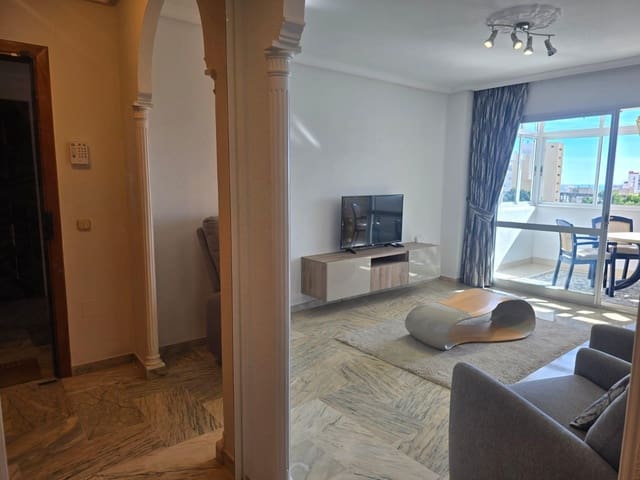 2 makuuhuone Huoneisto vuokrattavana paikassa Benalmádena mukana uima-altaan - 1 400 € (Ref: 9565322)