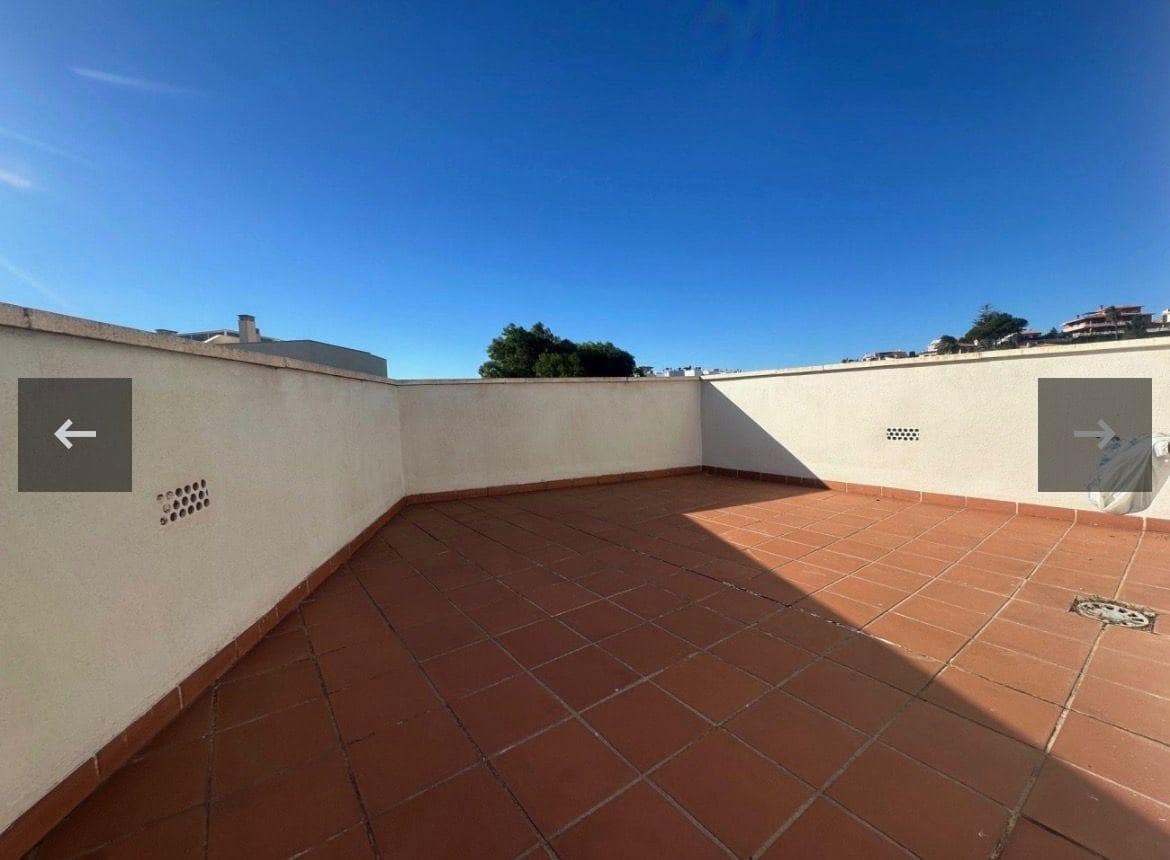 3 soveværelse Rækkehus til salg i Fuengirola med garage - € 575.000 (Ref: 9568738)