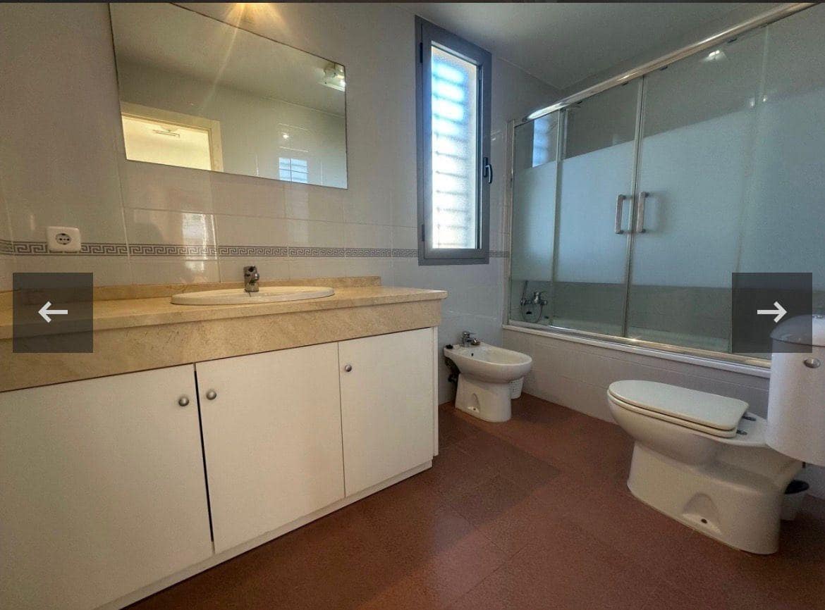 3 soveværelse Rækkehus til salg i Fuengirola med garage - € 575.000 (Ref: 9568738)