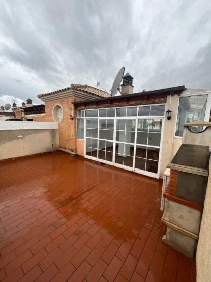 4 sovrum Takvåning till salu i Torremolinos med pool garage - 549 000 € (Ref: 9574695)