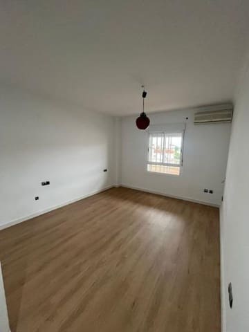 4 sovrum Takvåning till salu i Torremolinos med pool garage - 549 000 € (Ref: 9574695)