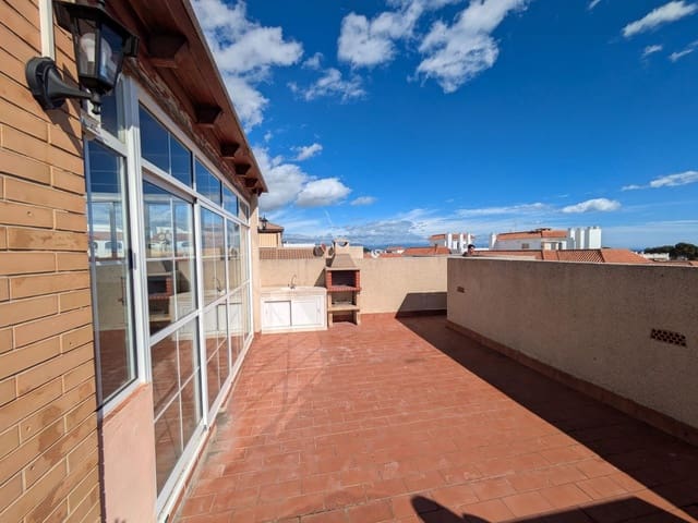 4 sypialnia Penthouse na sprzedaż w Torremolinos z basenem garażem - 549 000 € (Ref: 9574695)