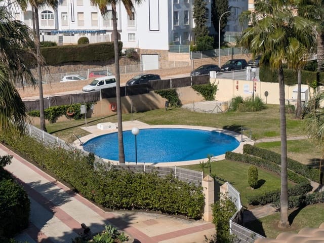 4 sypialnia Penthouse na sprzedaż w Torremolinos z basenem garażem - 549 000 € (Ref: 9574695)