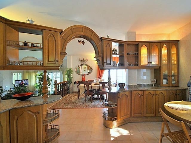 6 chambre Villa/Maison à vendre à Mijas pueblo, Mijas avec piscine garage - 1 795 000 € (Ref: 9583001)