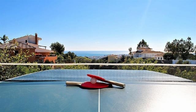 6 chambre Villa/Maison à vendre à Mijas pueblo, Mijas avec piscine garage - 1 795 000 € (Ref: 9583001)