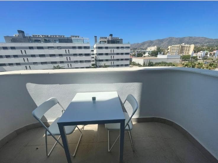 3 bedroom Apartment for sale in Torremolinos with garage - € 899,000 (Ref: 9583002)