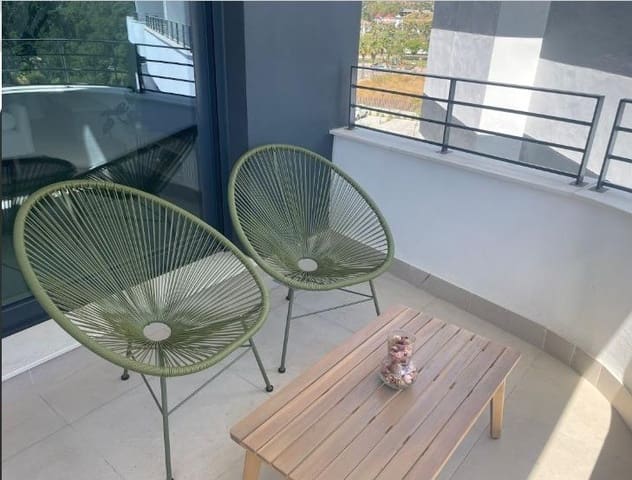3 bedroom Apartment for sale in Torremolinos with garage - € 899,000 (Ref: 9583002)