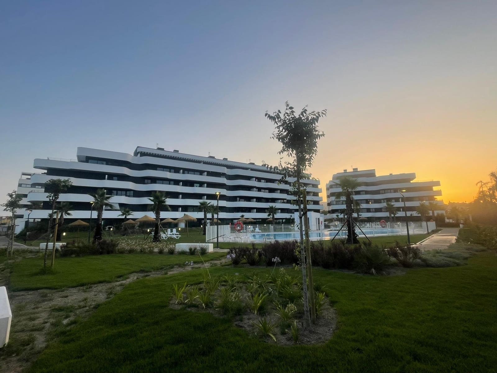 3 bedroom Apartment for sale in Torremolinos with garage - € 899,000 (Ref: 9583002)