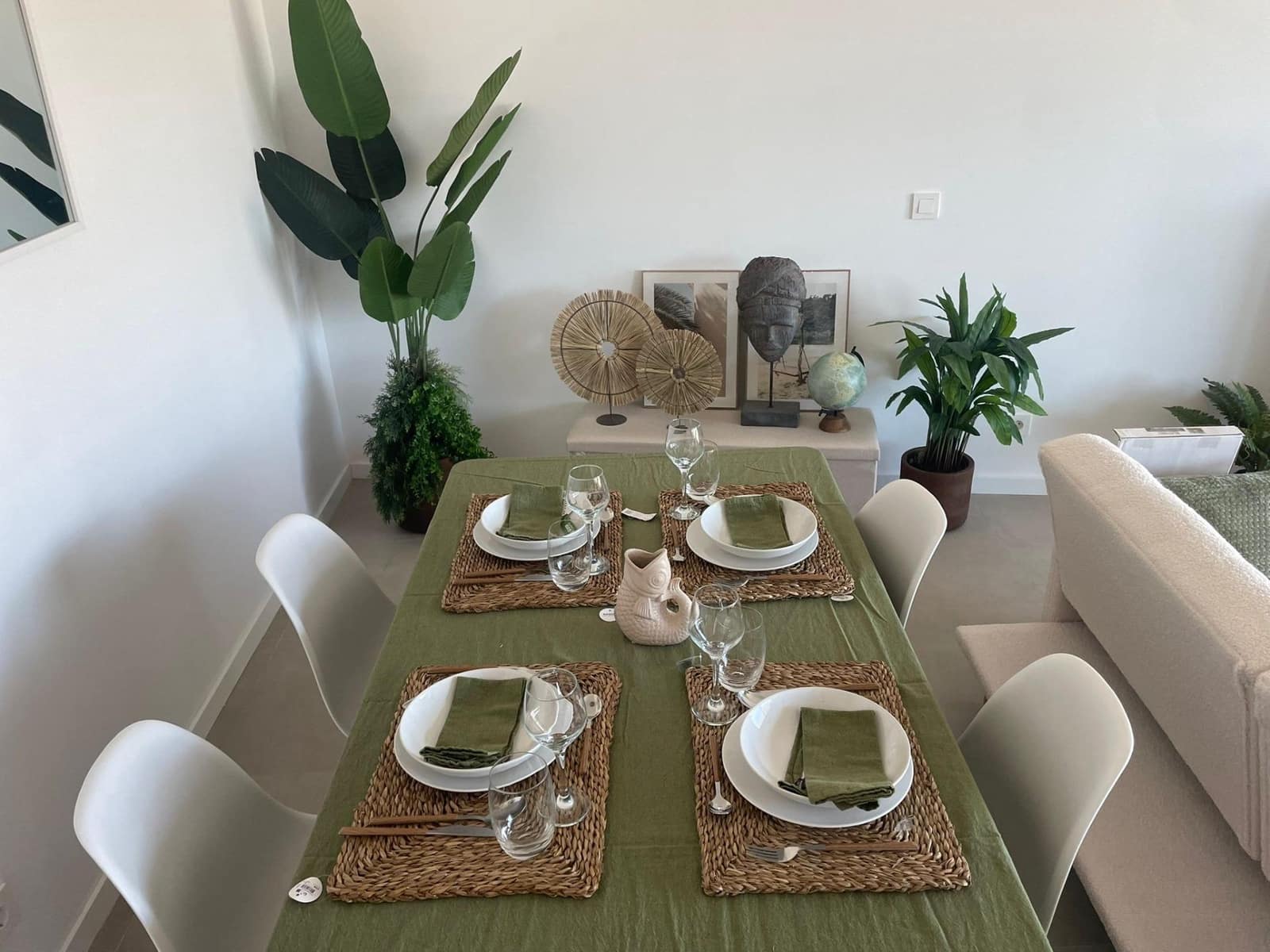 3 bedroom Apartment for sale in Torremolinos with garage - € 899,000 (Ref: 9583002)