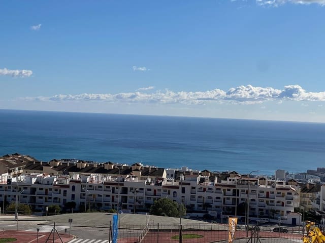 3 bedroom Apartment for rent in Santangelo, Benalmádena with pool garage - € 2,500 (Ref: 9586588)