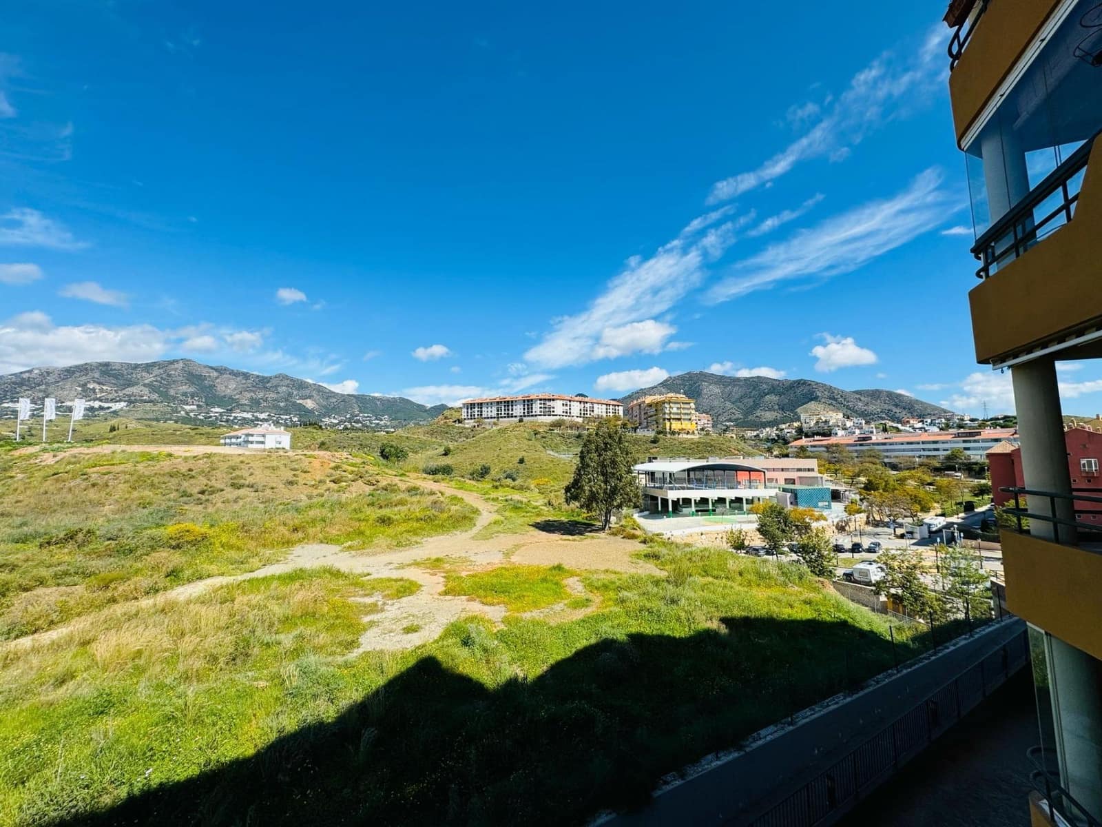 2 slaapkamer Appartement te koop in Fuengirola met zwembad garage - € 292.300 (Ref: 9586589)