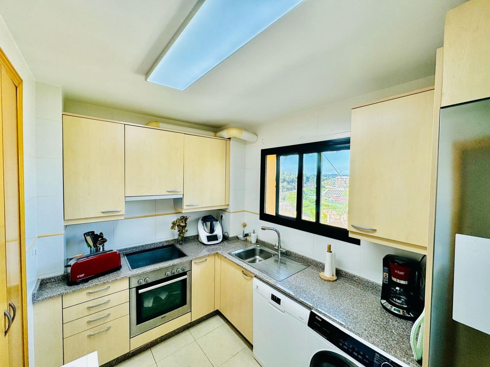 2 slaapkamer Appartement te koop in Fuengirola met zwembad garage - € 292.300 (Ref: 9586589)