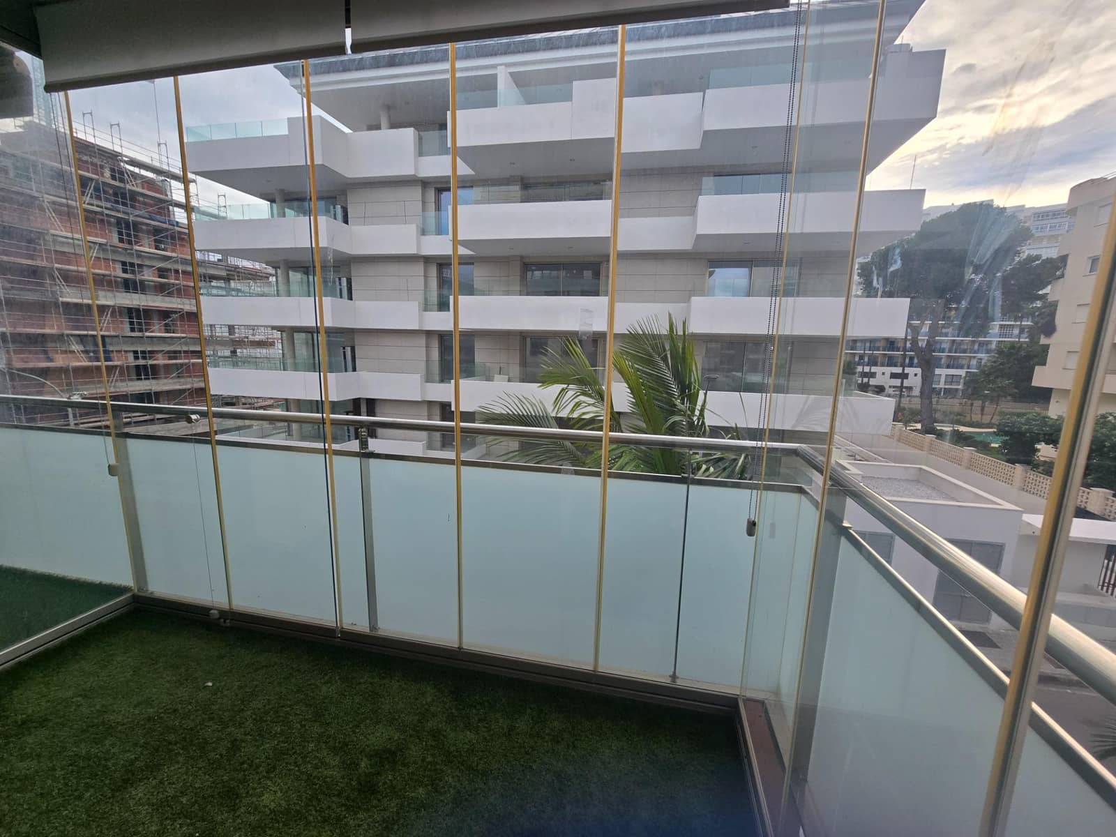 1 sypialnia Apartament na sprzedaż w Benalmadena z basenem - 280 000 € (Ref: 9591384)