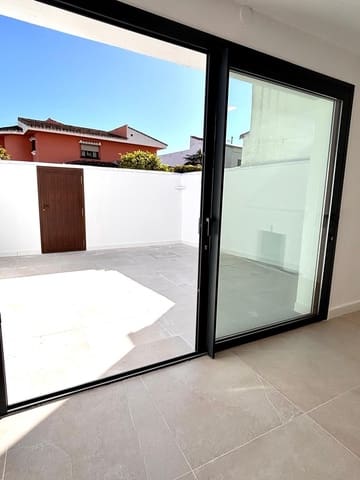 1 sovrum Radhus att hyra i Fuengirola - 1 600 € (Ref: 9596239)