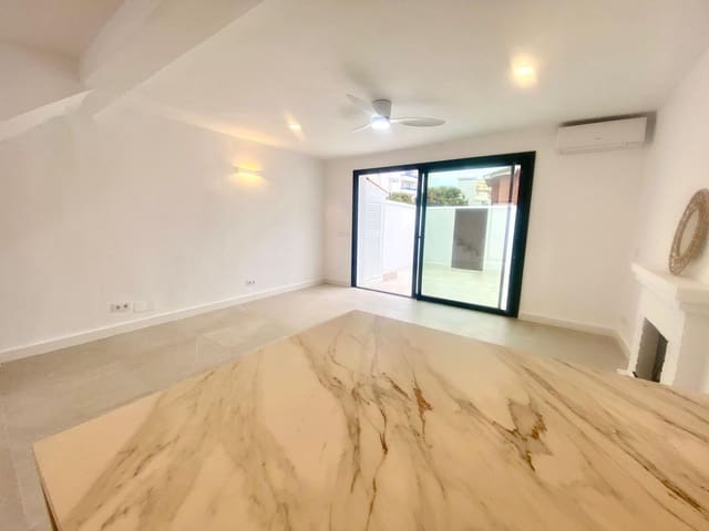 1 sovrum Radhus att hyra i Fuengirola - 1 600 € (Ref: 9596239)