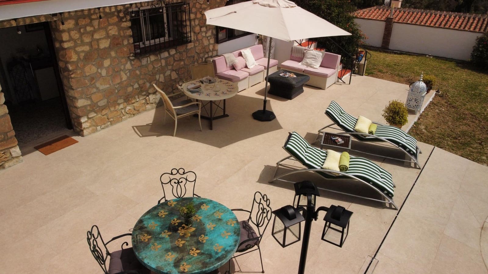 6 bedroom Villa for sale in Mijas with pool garage - € 899,000 (Ref: 9599612)